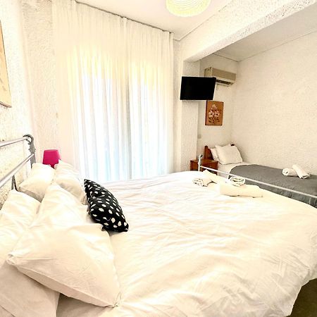 Katerina Apartments Неос Пиргос Стая снимка