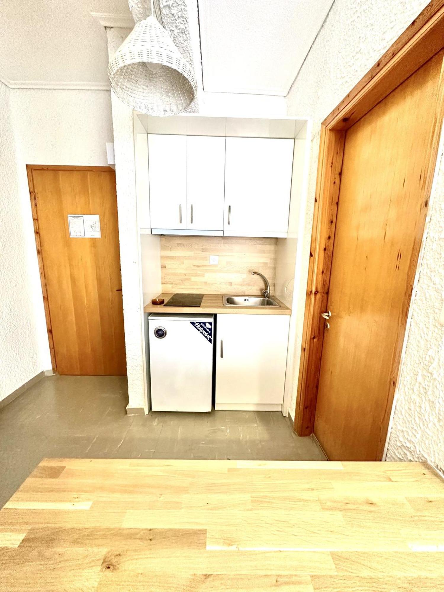Katerina Apartments Неос Пиргос Стая снимка