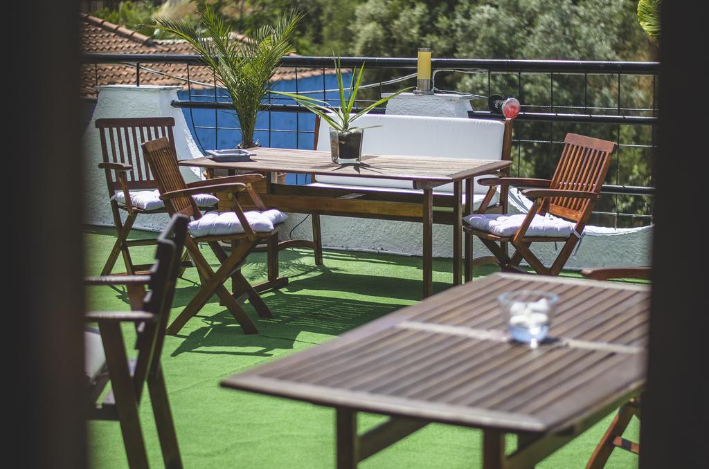 Katerina Apartments Неос Пиргос Екстериор снимка
