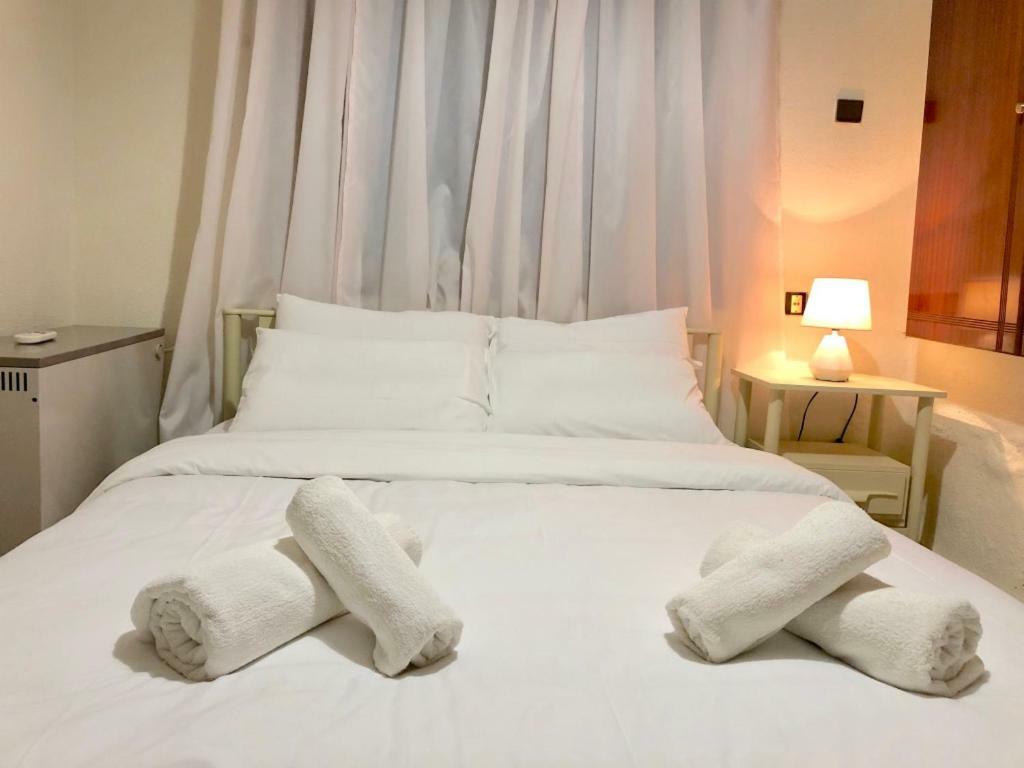 Katerina Apartments Неос Пиргос Стая снимка